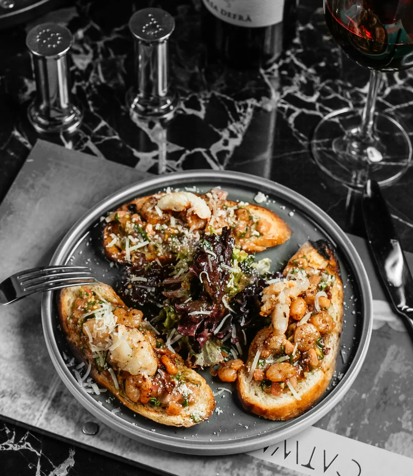 mixed-food-sandwiches-toast-bread-with-green-salad